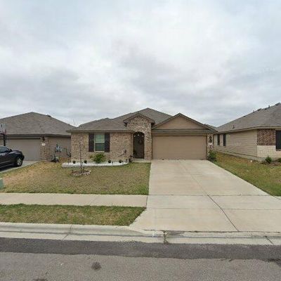 5901 Sally Ride Ln, Killeen, TX 76543