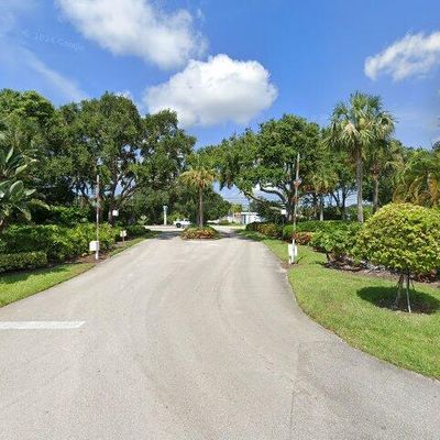 5934 River Run Dr, Sebastian, FL 32958