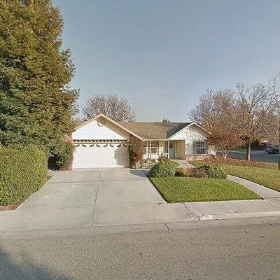 601 Rolling Hills St, Exeter, CA 93221