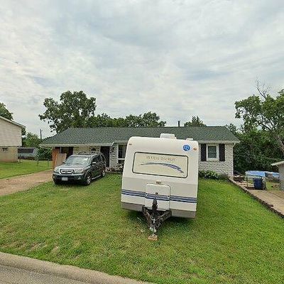 601 W Stone St, De Soto, MO 63020