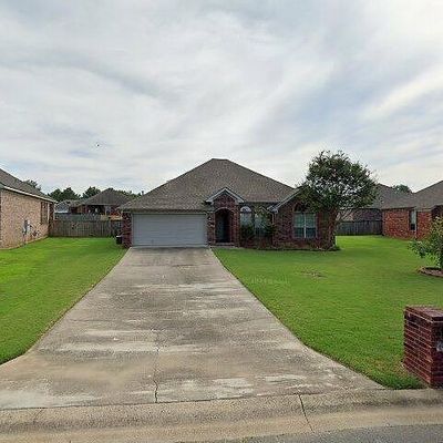 6017 Base Meadows Dr, Jacksonville, AR 72076