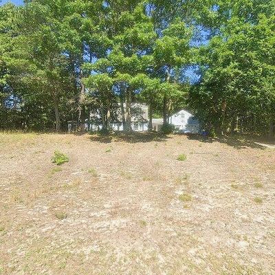 52 Winston Ave, Buzzards Bay, MA 02532