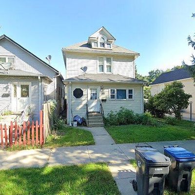 522 Center St, Waukegan, IL 60085