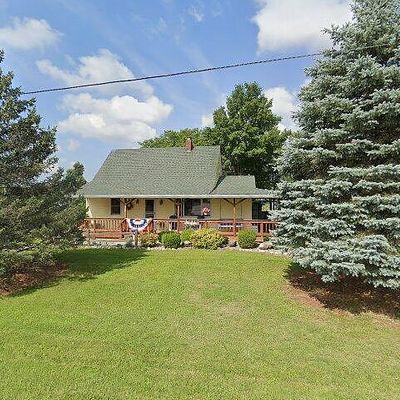 52260 County Road 657, Paw Paw, MI 49079