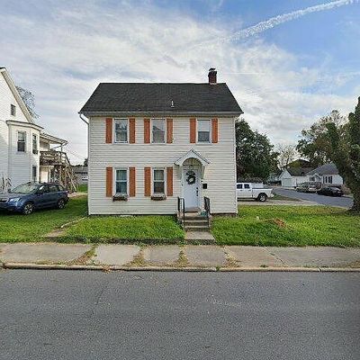 524 W Main St, Palmyra, PA 17078