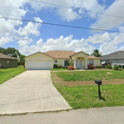 533 Sw Halkell Ave, Port Saint Lucie, FL 34953