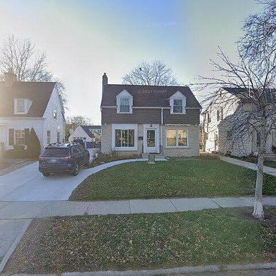 5335 N Shoreland Ave, Milwaukee, WI 53217