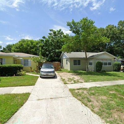 537 E Desoto St, Clermont, FL 34711