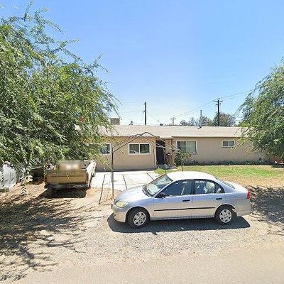 5404 E Ponitiac, Fresno, CA 93727