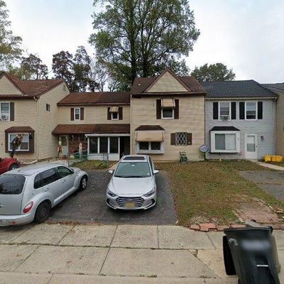 55 Presidential Dr, Sicklerville, NJ 08081