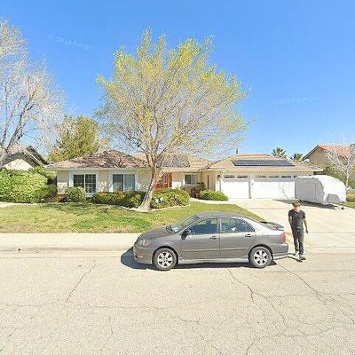 5527 Pine Ave, Palmdale, CA 93551