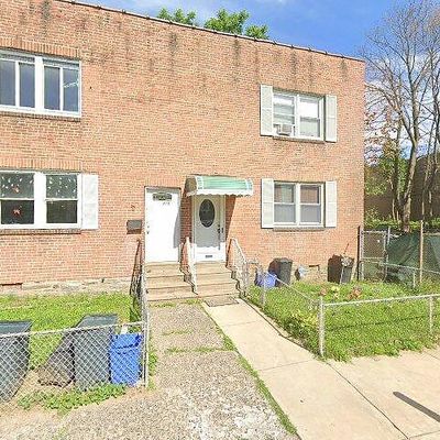 6713 N Carlisle St, Philadelphia, PA 19126