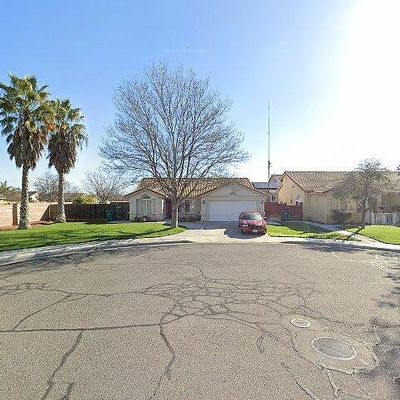 676 Mendocino Ct, Los Banos, CA 93635