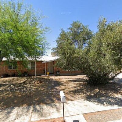 6801 E Oberlin Dr, Tucson, AZ 85710