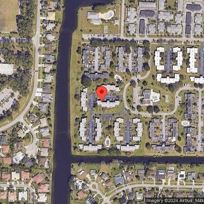 7 Greenway N #202, Royal Palm Beach, FL 33411