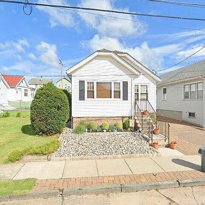 7 Hillside Pl, North Arlington, NJ 07031