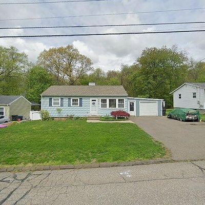 70 Kings Ct, Derby, CT 06418