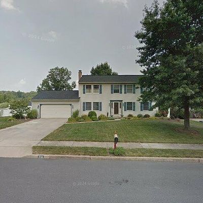 708 Carriage Ln, Mechanicsburg, PA 17050