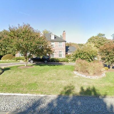 7106 Country Meadow Ct, Mc Lean, VA 22101