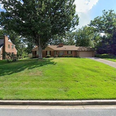 7107 Kempton Rd, Lanham, MD 20706