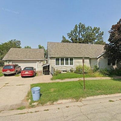 714 Jackson St, Marshalltown, IA 50158