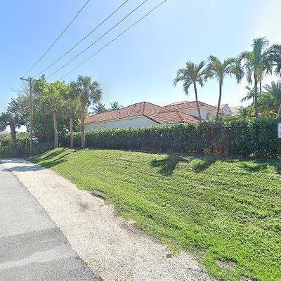 714 Sandy Point Ln, North Palm Beach, FL 33408