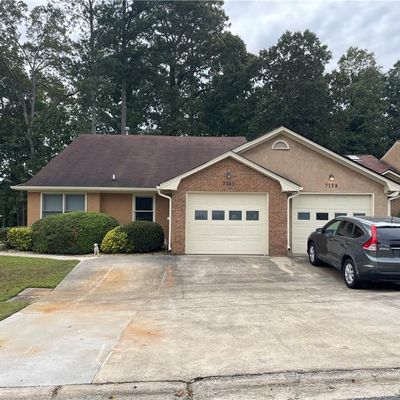 7141 Woodridge Ln, Union City, GA 30291