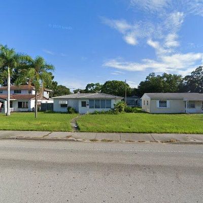 715 40 Th Ave Ne, Saint Petersburg, FL 33703