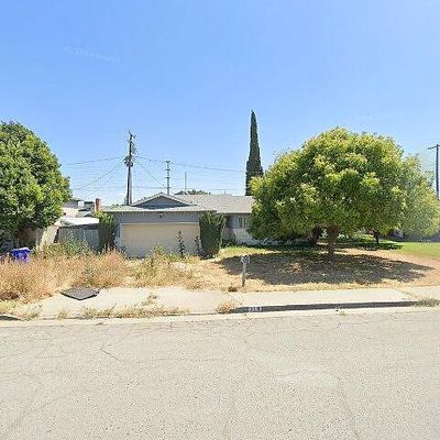 719 Mccomb Ave, Porterville, CA 93257