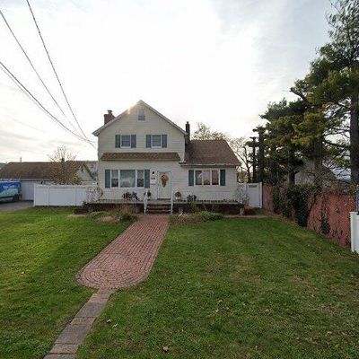 619 S 6 Th St, Lindenhurst, NY 11757