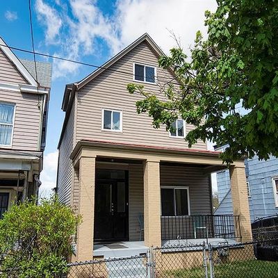 62 Ruth St, Pittsburgh, PA 15211