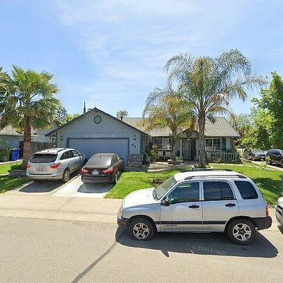 621 Bernier Cir, Galt, CA 95632