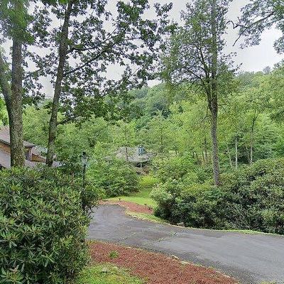 650 Wonderland Dr, Blowing Rock, NC 28605