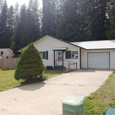 66 Merritt St, Priest River, ID 83856