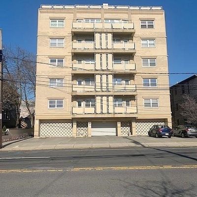 795 Avenue C #2 C, Bayonne, NJ 07002