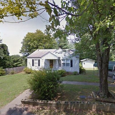 803 Poplar St, Reidsville, NC 27320