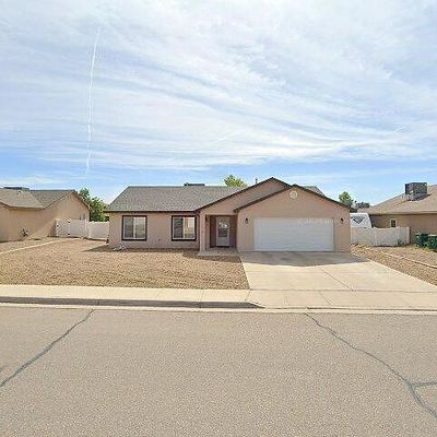 808 San Miguel St, Farmington, NM 87401