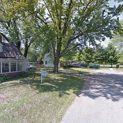 82 E 39 Th St, Holland, MI 49423