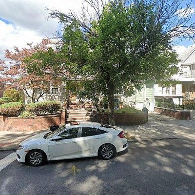 8205 Myrtle Ave, Glendale, NY 11385