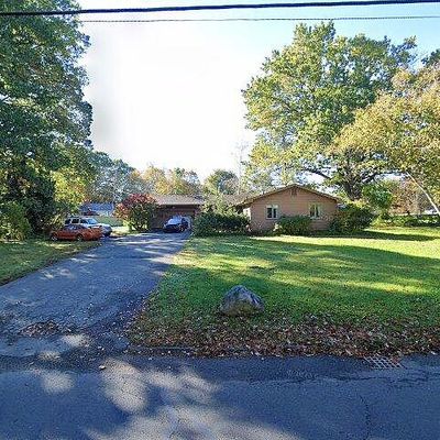 831 Morgan Rd, West Springfield, MA 01089