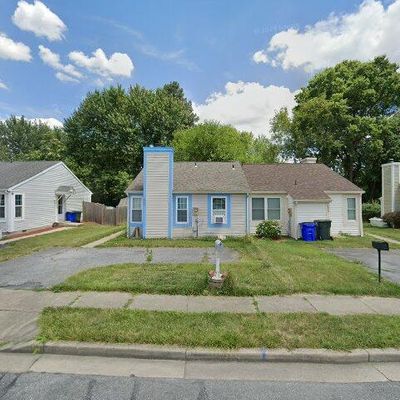 832 Chadwick Cir, Frederick, MD 21701