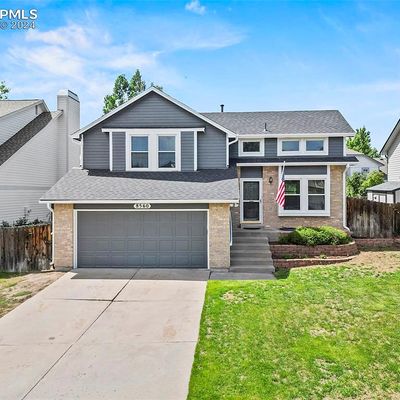 8560 Pepperridge Dr, Colorado Springs, CO 80920