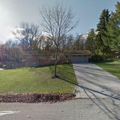 860 Beechwood Dr, Niles, MI 49120