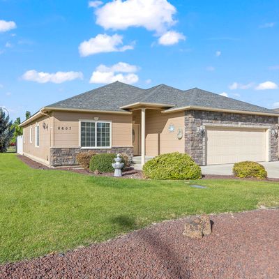 8607 Midvale Rd, Yakima, WA 98908