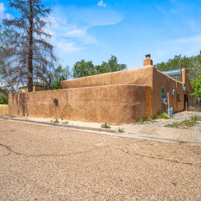 731 Montez Pl, Santa Fe, NM 87501