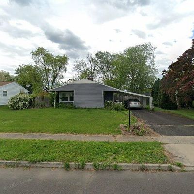 74 Bald Cypress Ln, Levittown, PA 19054