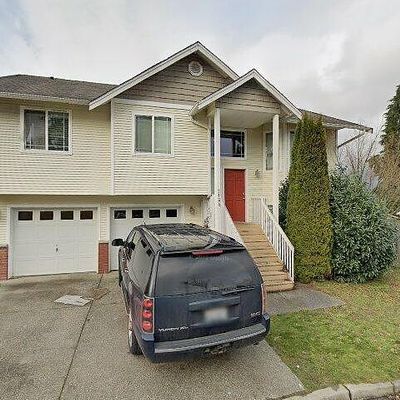 7426 Upper Ridge Rd, Everett, WA 98203