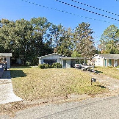 77 Elizabeth Ave, Chickasaw, AL 36611