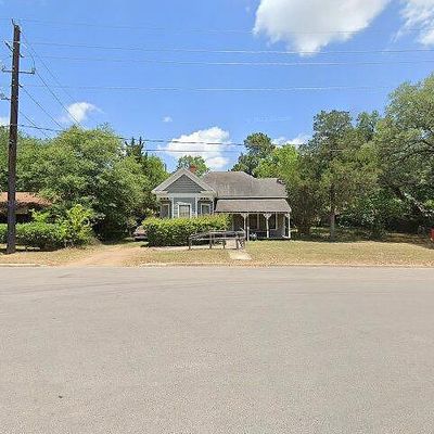 777 Main St, Sealy, TX 77474