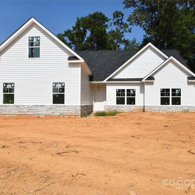 7809 Medlin Rd, Monroe, NC 28112